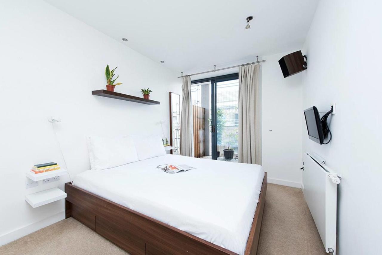 Stylish 2 Bedroom Flat With Balcony In Londres Extérieur photo